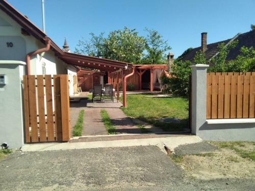 Villa Hajni Vend�gh�z