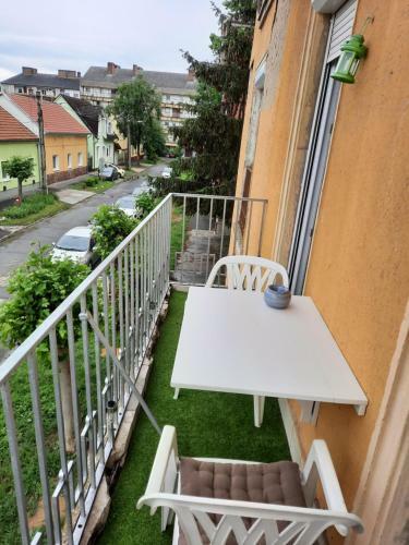 Lezser Apartman