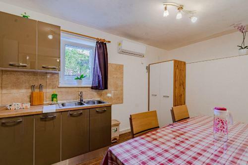 Apartamento S2 - Modern Studio Just 50m From The Beach
