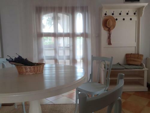 Hostal Levendula Vend�gszob�k Lovas