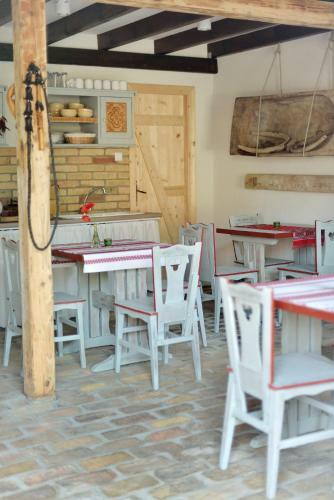 Hostal Levendula Vend�gszob�k Lovas