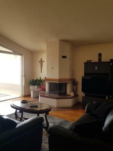 Jules Apartment