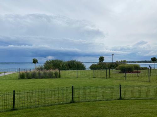 Apartamento Royal Aquamarine - Lakeside Luxury Flat At Balaton