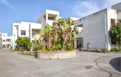 Nice Apartment In Isca Marina With 1 Bedrooms
