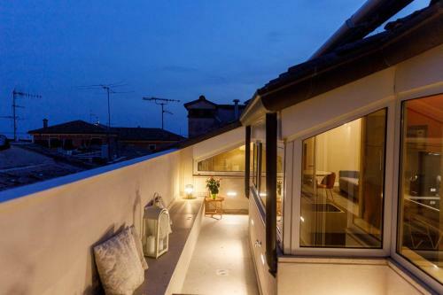 Casa Flores Apartments