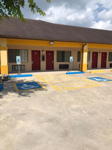 Motel Los Fresnos Inn And Suites