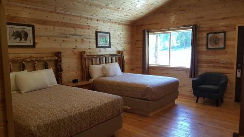 Riverfront Motel