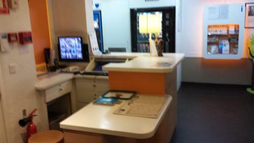 Hotel Ibis Budget Stains - Saint Denis - Universit�