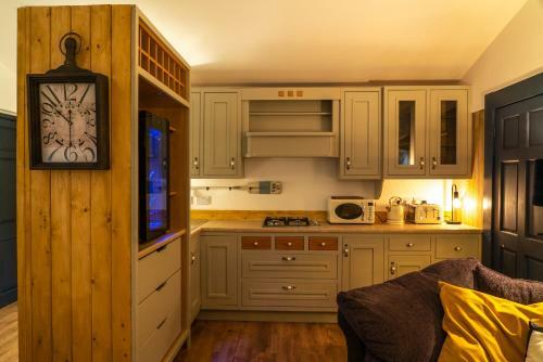 Retreat Lodge