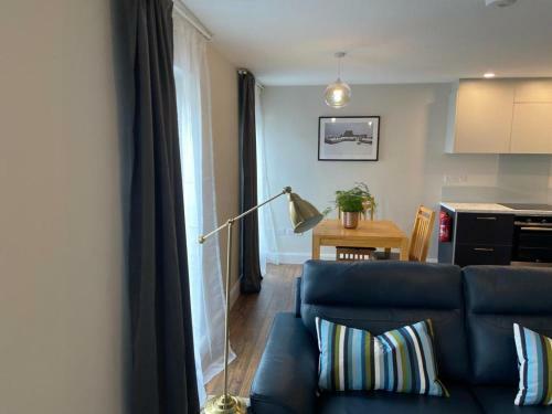 George Street Apartments Newport Town Centre