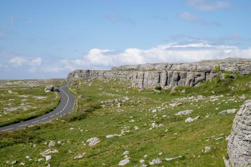 Hostal Into The Burren