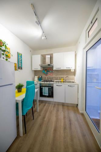Yhellow Home - Puglia Apartments