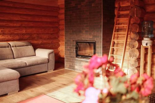 Bower Holiday House