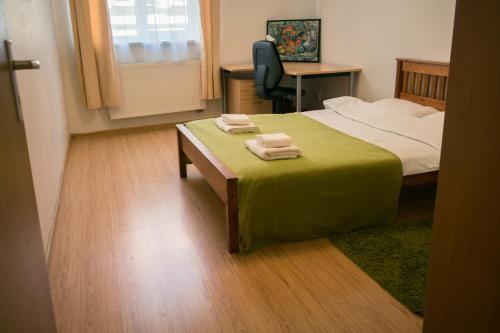Town Hall 3 Bedroom Apartment