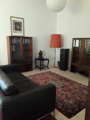 Hostal Large Guest House, Shared With The Hosts, Convenient With Children