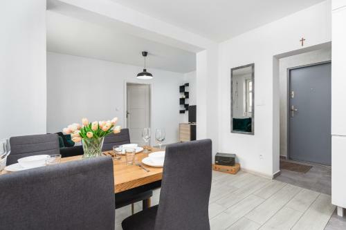 Darlowo Centrum Apartment By Renters