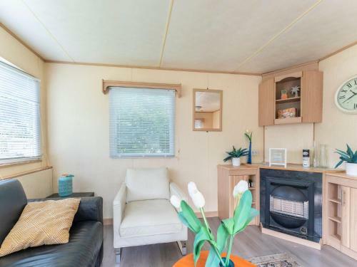 Inviting Chalet In Giethem With Garden