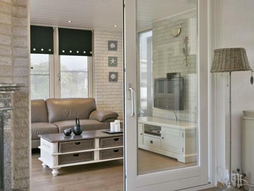 Lovely Holiday Home With A View Over The Oosterschelde