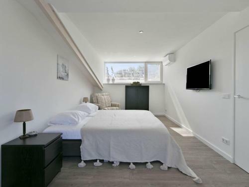 Lovely Holiday Home With A View Over The Oosterschelde
