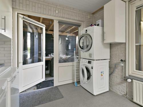 Lovely Holiday Home With A View Over The Oosterschelde