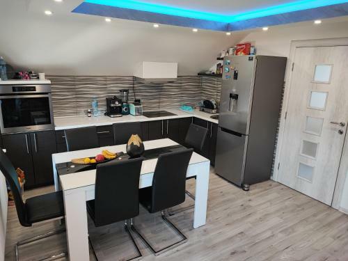 Sale Home Exit Apartman