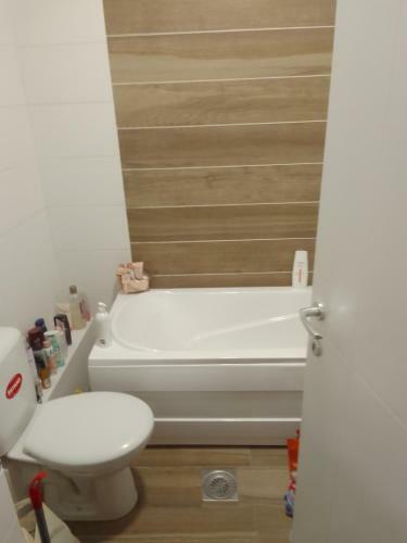 Apartman Exit