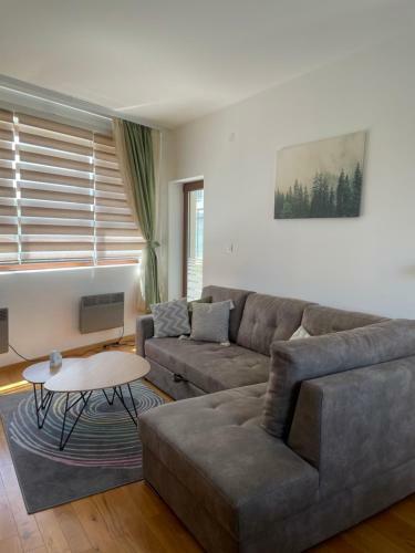 Apartman Toroman