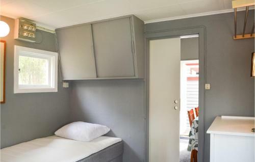 Nice Home In Stavsn�s With 1 Bedrooms