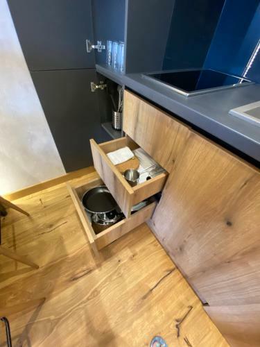 Tesla 8 Apartment