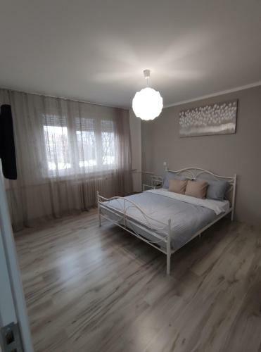 Gris City Apartment