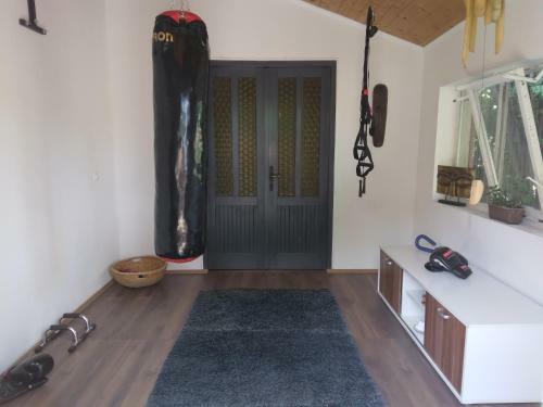 Superb Exit Apartment