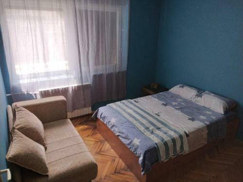 Superb Exit Apartment