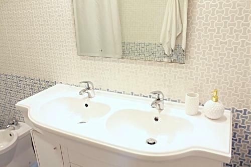Hostal Casa Lua Guesthouse