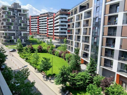 Quiet 1-bedroom Apartment, Free Parking & Gym