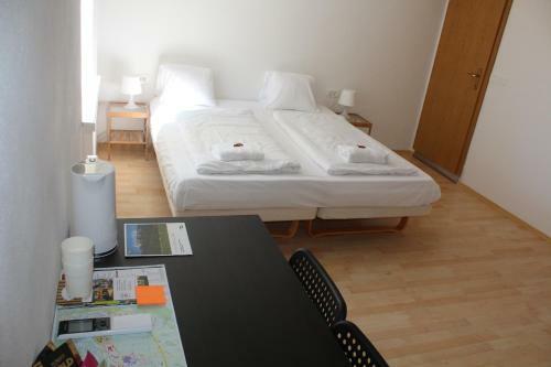 Hostal Lemonwood House