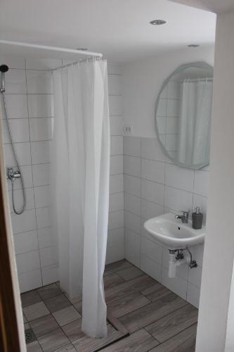 Hostal Lemonwood House