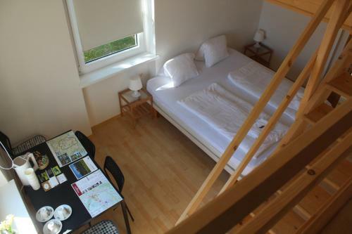 Hostal Lemonwood House