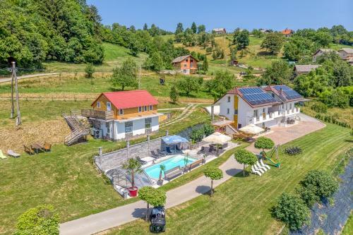 Pool & Whirlpool Art-pe Villas