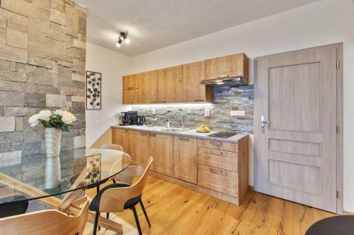 Apartm�ny M�to Pod ?umbierom