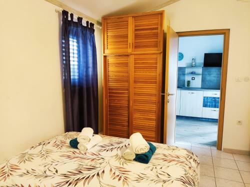 Sweet Apartment With Private Pool Lori Ankaran