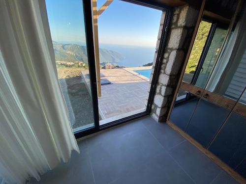 Villa Alinca ?nfin?ty V?lla