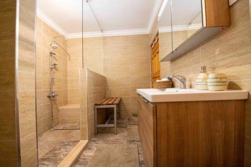 Cozy Villa With Sauna And Backyard In Bodrum