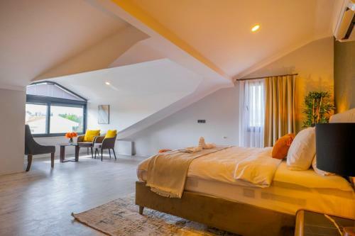 Fethiyede Denize Yak?n S�per L�ks Villa