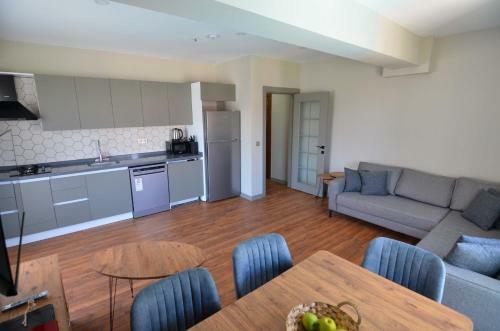 Mykonut Erna Apart Hotel
