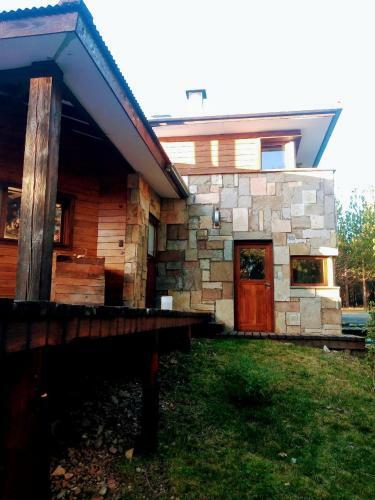 Hermosa Casa En Bosque De Pinos