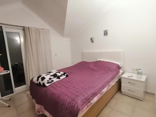 Denize S?f?r 3+1 Triplex Site ?�erisinde Havuzlu Villa