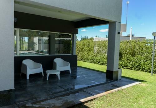 Villa Exclusiva Casa Quinta Con Piscina