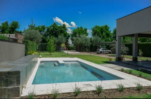 Villa Exclusiva Casa Quinta Con Piscina