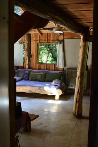 La Casita De Atr�s