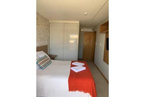 Apartamento Village Com Piscina, P� Na Areia, 2 Su�tes